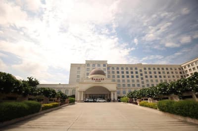 Ramada Plaza Wyndham Lucknow Hotel & Convention