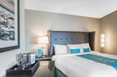 Aqua Blue Hotel