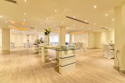 Capital O 419 Al Safeer Hotel