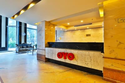 OYO 385 Qamar Residential Units