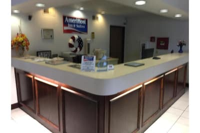 Capital O Amerihost Inn and Suites Fulton