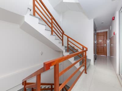 Flower House Apartment