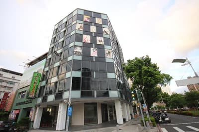 Hotel Papa Whale-Kaohsiung Formosa Boulevard