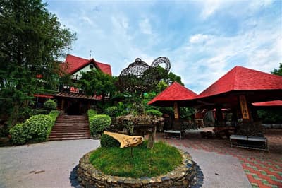 Shangrila Leisure Farm