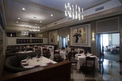 Ambassador Milwaukee Trademark Collection