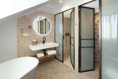 Atocha Hotel Madrid, Tapestry Collection by Hilton