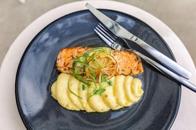 The Knoll Hotel Napa Valley, Tapestry Collection