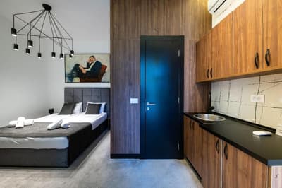 Kings Palace Suites