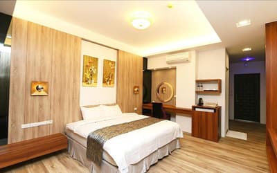 Yapo Bed & Breakfast