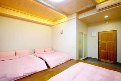 Shuanghui Garden B&B