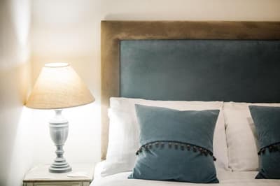 The Old Fourpenny Shop Hotel