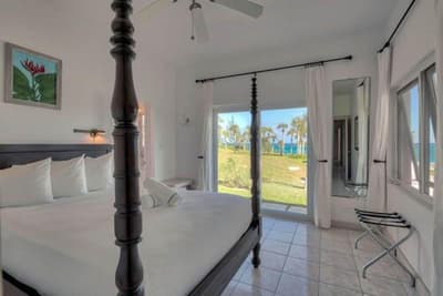 La Bougainvillea Hotel And Villas