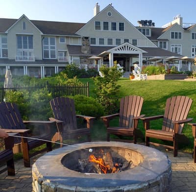 Inn By The Sea