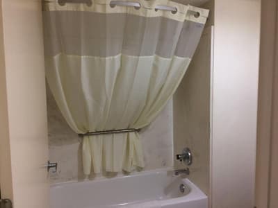 Luxury Inn And Suites