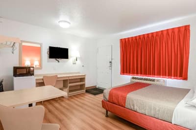 Motel 6 Kelso, WA - Mt. St. Helens