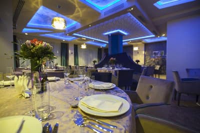 Exclusive Hotel & More