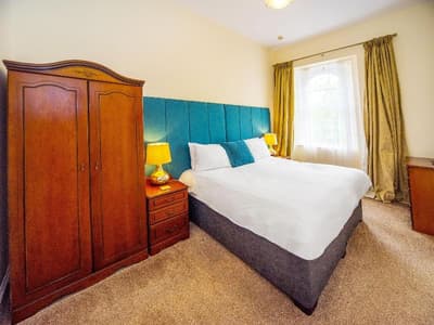 Crofton House Hotel - SELF CHECK IN