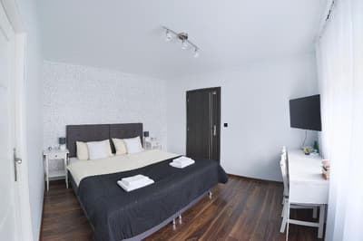 7Th Room Guest House