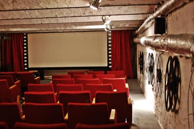 Stare Kino Cinema Residence