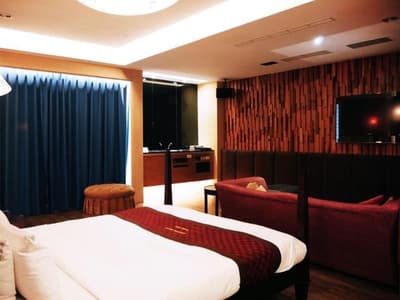 Moonshy Boutique Motel