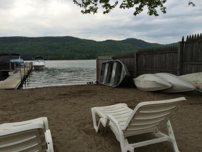 Sundowner On Lake George