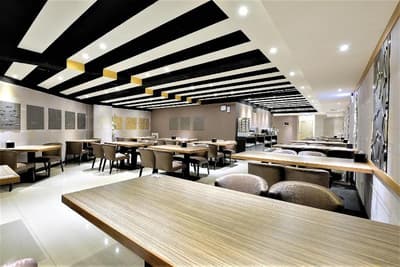 J Hotel