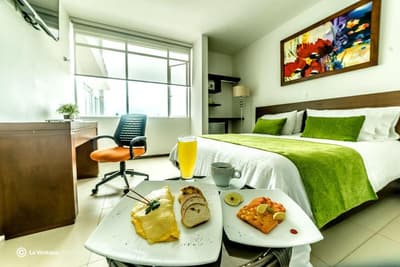 Hotel Titanium Plaza