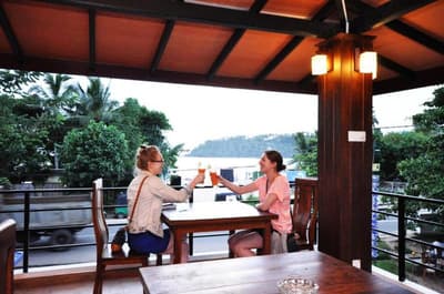 Randiya Sea View Hotel