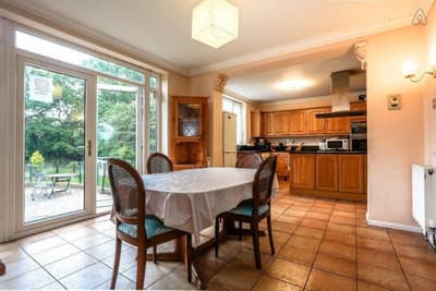Guest House Ellipse - Whetstone