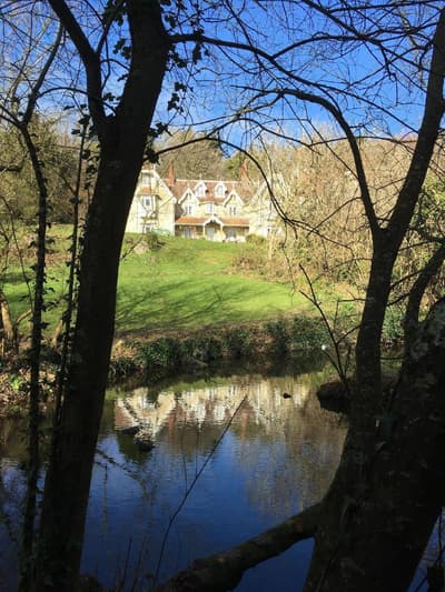 Lisle Combe