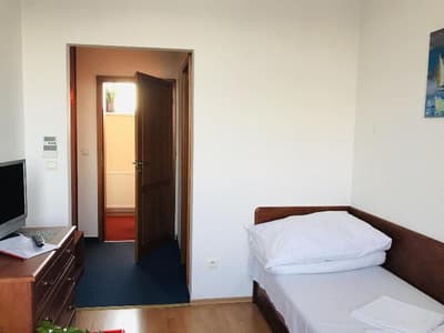 Hotel Nostalgia