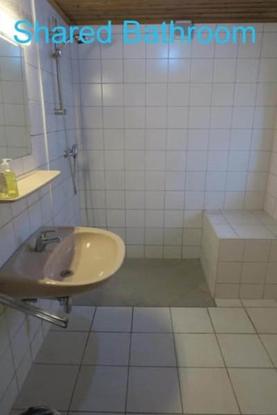 Snowbunnys Backpackers Hostel