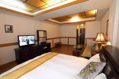 First Place B&B - Hualien Railway Station