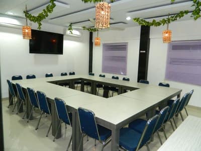Hasanah Guest House by ZUZU