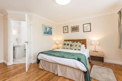 The Inn With The Well