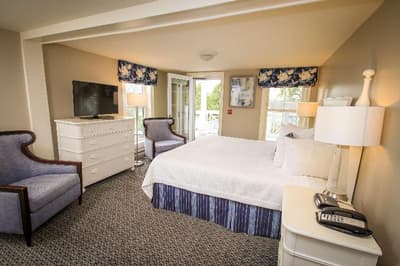 Harbour View Inn