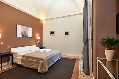 Donna Teresa Guest House