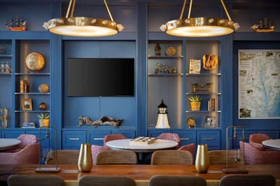 Fenwick Shores, Tapestry Collection by Hilton