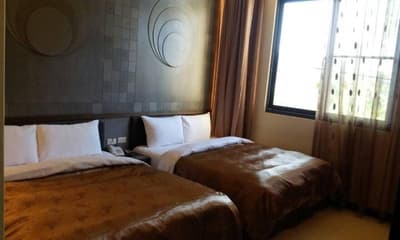 Lake In Mountain B&B