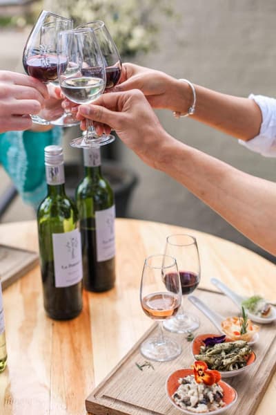 Le Pommier Wine Estate