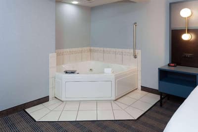 AmericInn by Wyndham Peoria