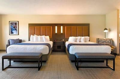 Clubhouse Hotel Suites Sioux Falls