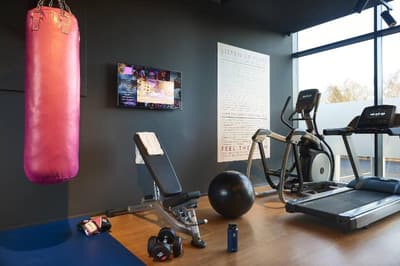 Moxy Birmingham Nec