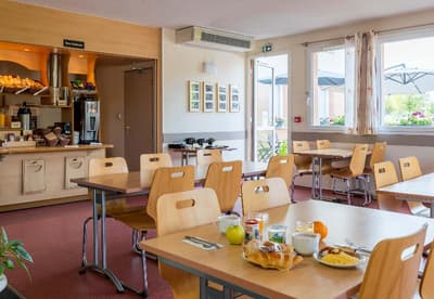 B&B HOTEL Auxerre Monéteau