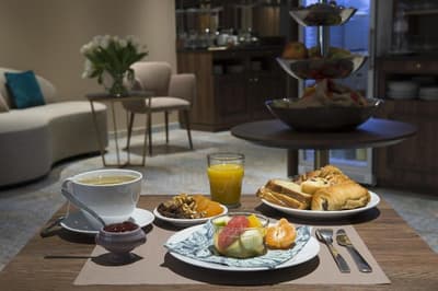 Mercure Paris Suresnes Longchamp