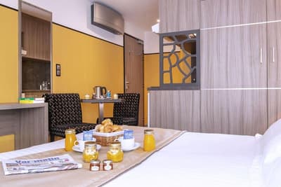 Unique Hotel & Residence