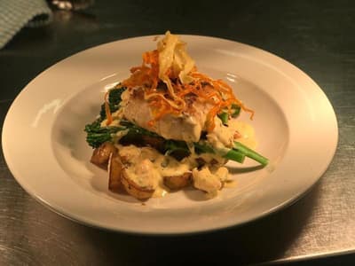 Greyhound Country Inn