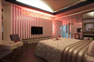 Love Star Motel