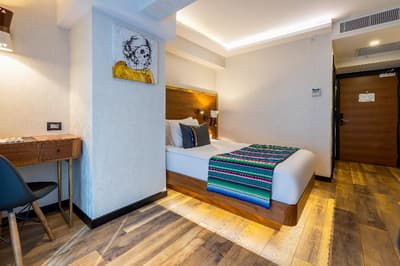 Hay Hotel Alsancak