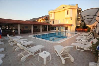 California Apart Hotel